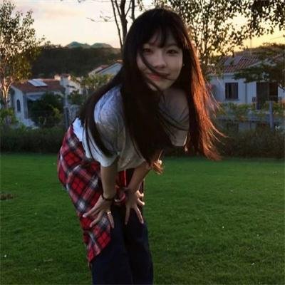 雨中的恋人们